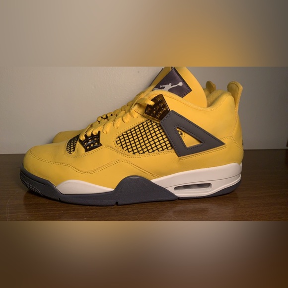 Jordan 4 Retro Lightning (2021) Size US Men’s 11.5 - Picture 7 of 12